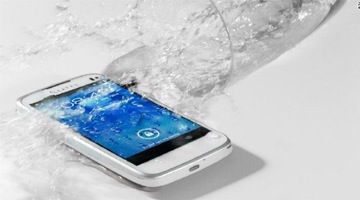 手机进水如何处理？